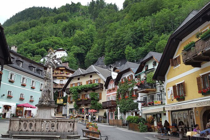 Private Hallstatt Round Day Trip and Picnic in Alps from Prague - Authenticity and Practical Tips