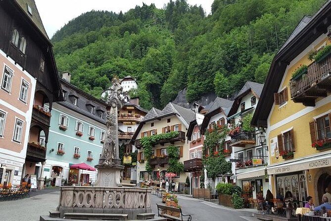 Private Hallstatt Round Day Trip and Picnic in Alps from Prague - The Sum Up