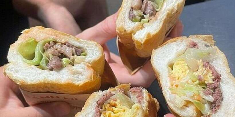 Private: Hanoi Old Quarter Street Food Experience - Taking in Hanois Vibrant Culture