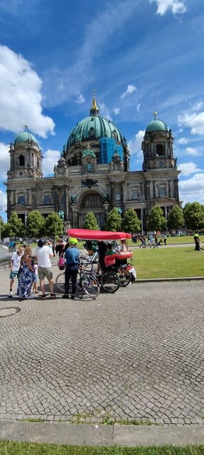 Private Highlights 1 Rickshaw +(E) bikes, E-rollers up to 6 - The Landmarks and Highlights in Detail