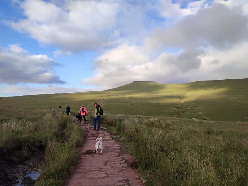 Private Hike: Pen y Fan Guided Sunset Hike Brecon Beacons - An Introduction to the Experience  