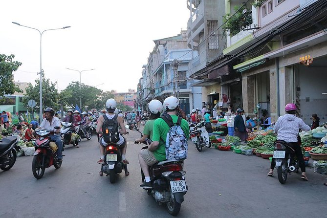Private Ho Chi Minh Sightseeing by Motorbike With Local Students - Tips for a Great Experience