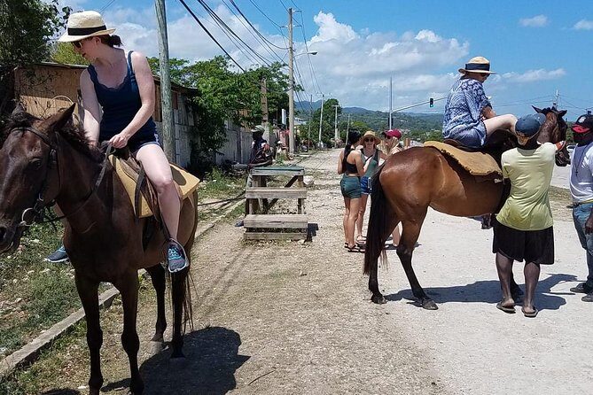 Private Horseback Riding from Ocho Rios with Guide - FAQs