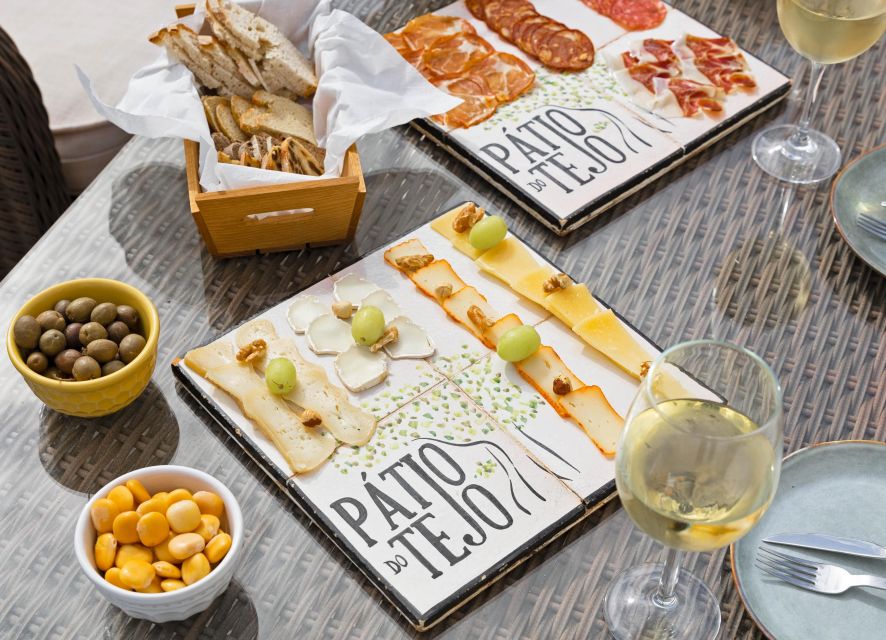 Private Horseback Riding +Picnic on the Beach - Unique and Romantic Atmosphere