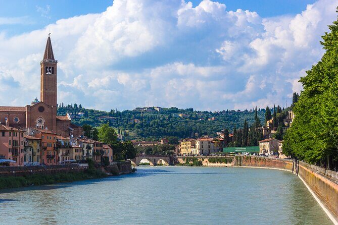 Private Horseback Riding Tour of the Vineyards in Verona with Wine Tasting - Exploring Verona and Valpolicella: A Rich Tapestry of History, Nature, and Flavor
