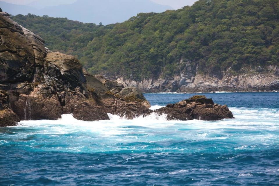 Private Huatulco 5 or 7 Bays Boat Trip - Pickup and Drop-off