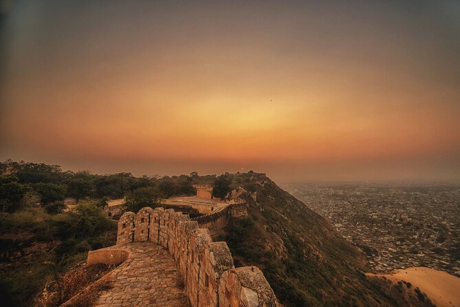 Private Jaipur Night Tour With Nahargarh Sunset Viewpoint - Sunset Viewpoint Details