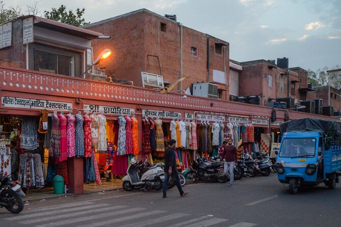 Private: Jaipur Shopping Tour By Tuk Tuk - Jewelry and Blue Pottery