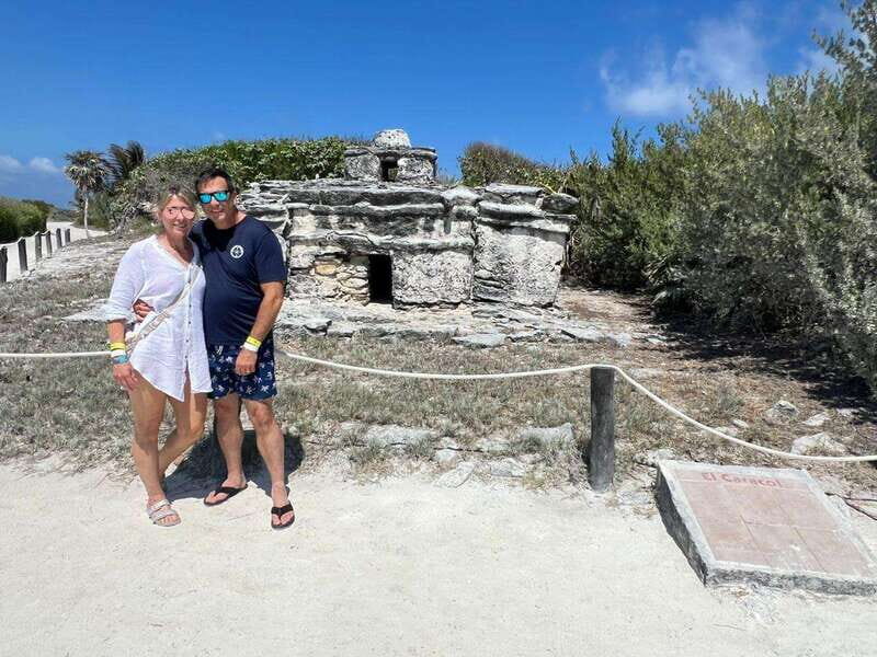 Private Jeep tour to Punta Sur park + snorkel + Lunch - An Authentic Cozumel Day in a Private Jeep