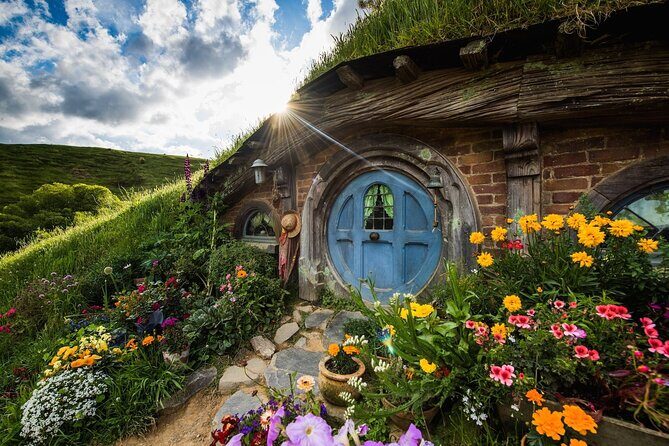 Private Journey to Middle-earth: Hobbiton Movie Set - Ex Auckland - Souvenirs and Keepsakes