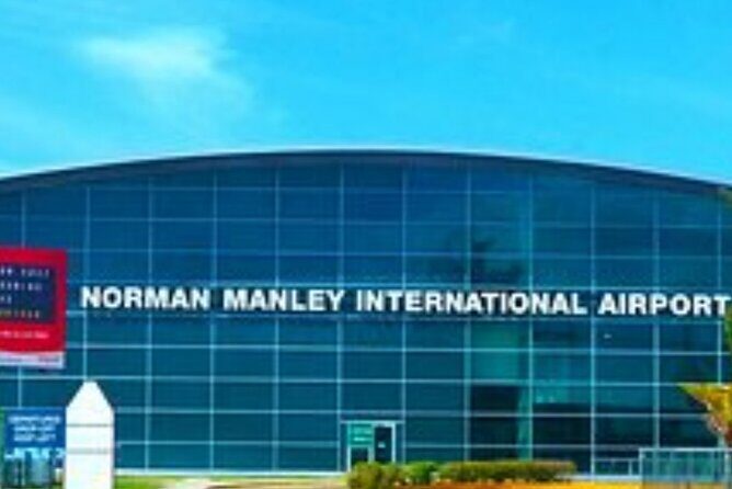 Private Kingston Airport Transfer - Key Points