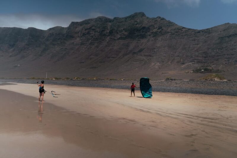 PRIVATE KITESURF LESSONS - Booking Process