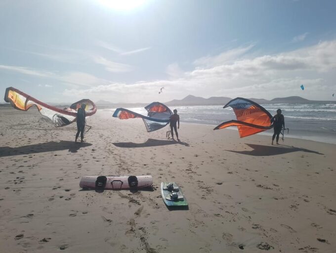 PRIVATE KITESURF LESSONS - Lesson Locations