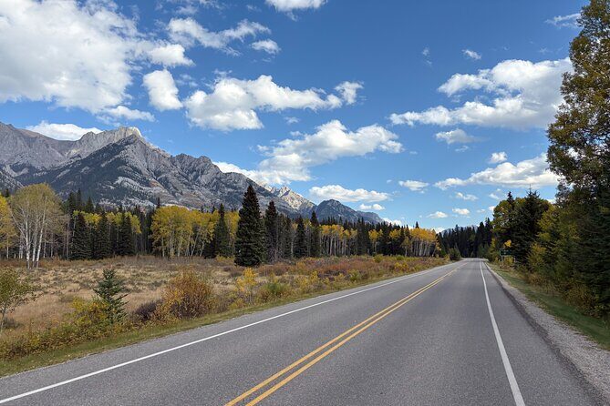 Private Lake Louise, Yoho and Marble Canyon from Banff Canmore - FAQ