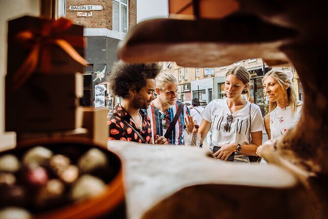 Private London Shopping Tour with a Local Guide Tailored to Your Interests - FAQ