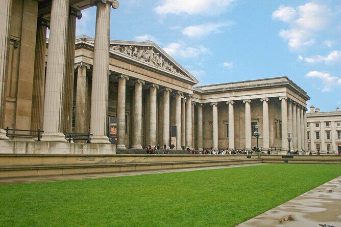 Private London Tour - British Museum, Trafalgar Square, Big Ben, Downing Street - FAQ