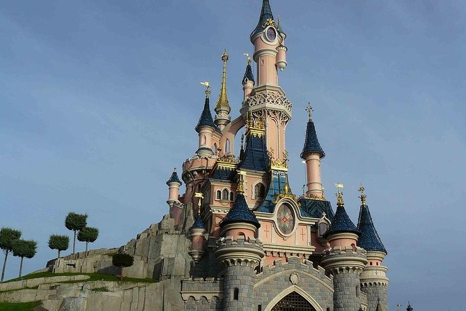 Private Luxury Car Transfer From Paris City to Disneyland Paris - Pickup and Drop-off Details
