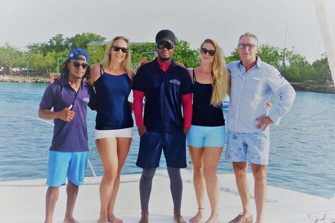 Private Luxury Catamaran - Saona or Catalina island - The Experience: A Deep Dive into What You Can Expect