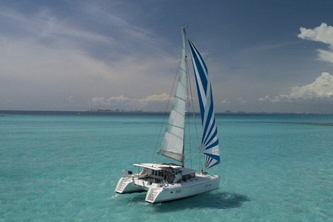 Private Luxury Catamaran to Isla Mujeres - Inclusions and Amenities