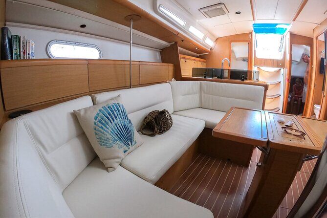 Private Luxury Sailing from Casa de Campo to Catalina Island - Who Should Consider This Tour?