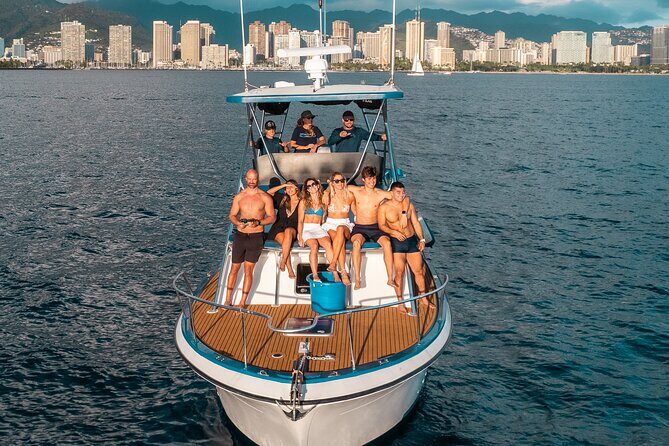 Private Luxury Sunset Cruise in Waikiki - The Experience in Detail: What You Can Expect