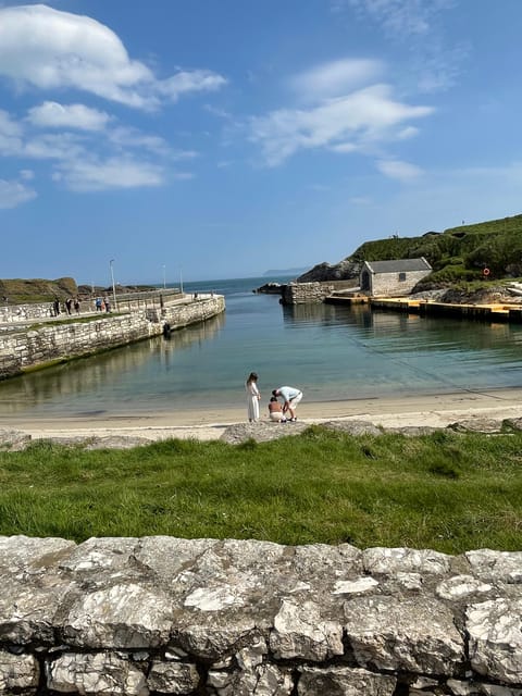 Private luxury tour of Belfast & giants causeway - Exploring the Quiet Wonders of Northern Ireland: A Private Luxury Tour of Belfast & Giants Causeway