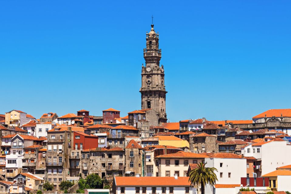 Private Luxury Transfer From Lisbon to Porto (Or Vice-Versa) - Amenities and Exclusivity