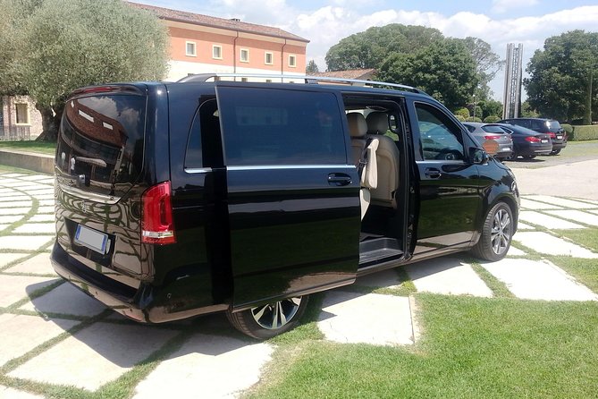 Private Luxury Transfer From Verona to Sirmione ( or Viceversa ) - Pickup and Drop-off