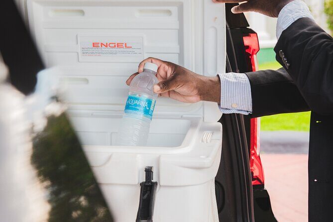 Private Luxury Transportation from St. Thomas Airport to Hotel - Who Is This Service Best For?