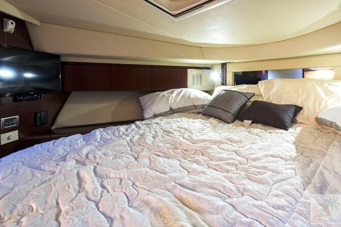 Private Luxury Yacht for up to 12 people - Practical Tips for Booking and Enjoying Your Yacht Day