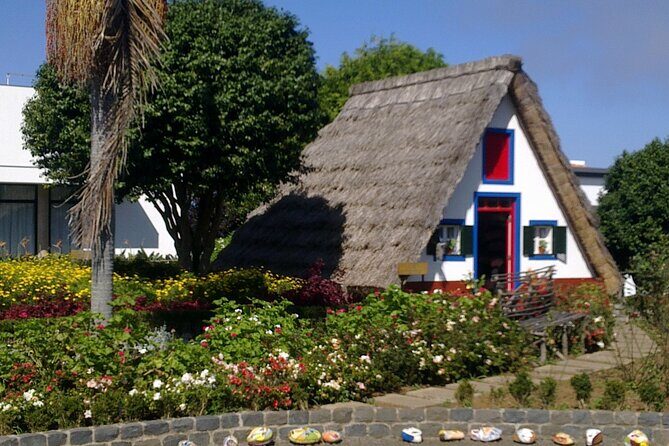 Private Madeira tour 8 people - Frequently Asked Questions