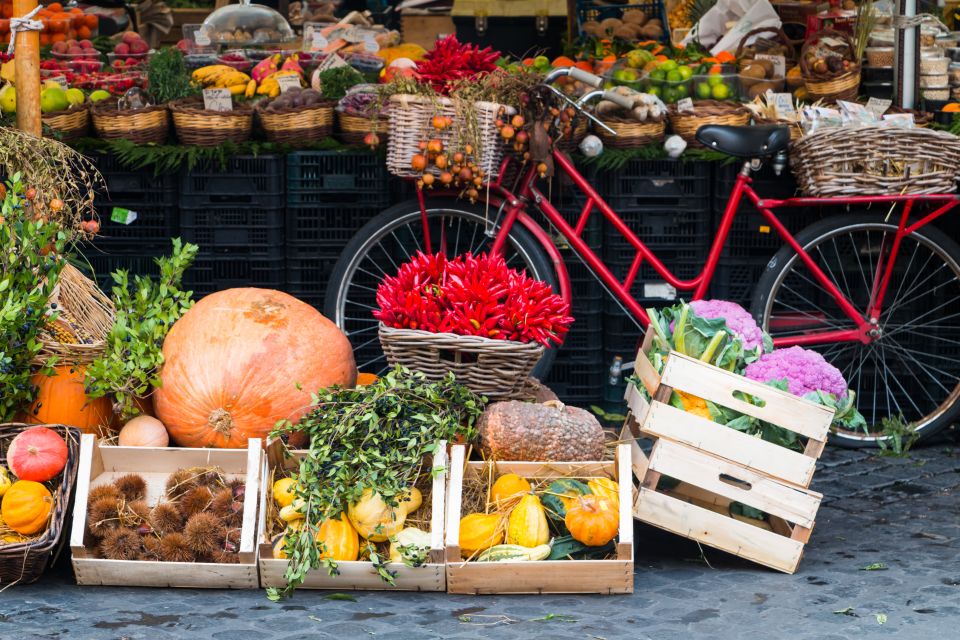 Private Market Tour & Meal at a Local's Home - Highlights