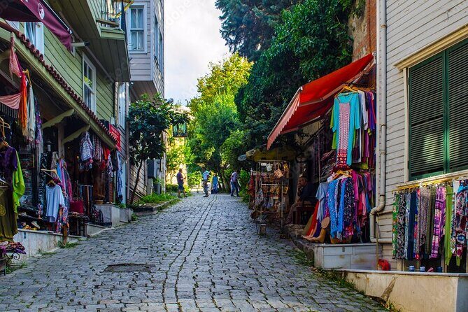 Private Market Tour: Walk Through Historic Bazaars of stanbul - Practical Details and What to Expect
