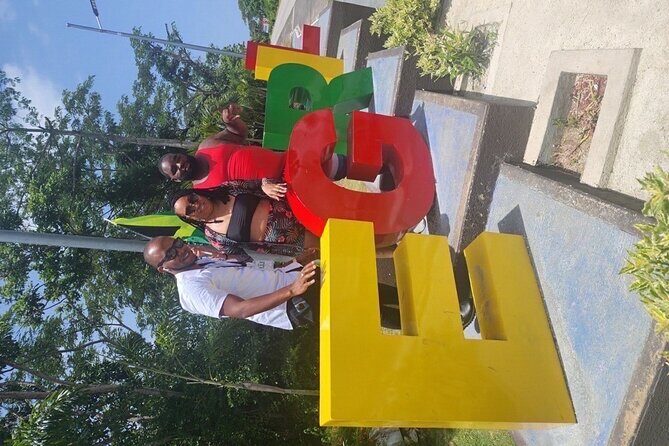 Private MBJ Airport Transfers to Hotels in Jamaica (Round Trip) - The Sum Up