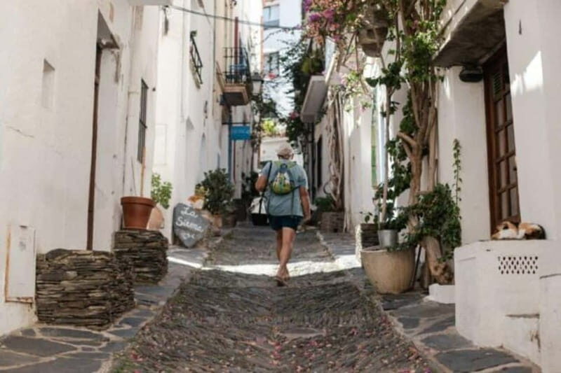 Private Medieval Villages Tour & Dinner at Sea - Key Points