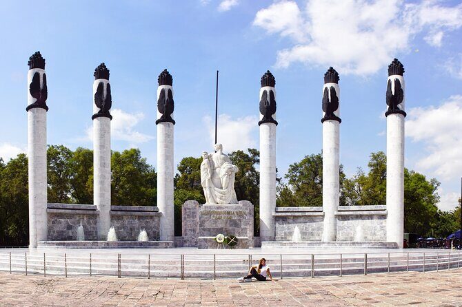 Private Mexico City Chapultepec Tour: The Magic Castle - FAQs
