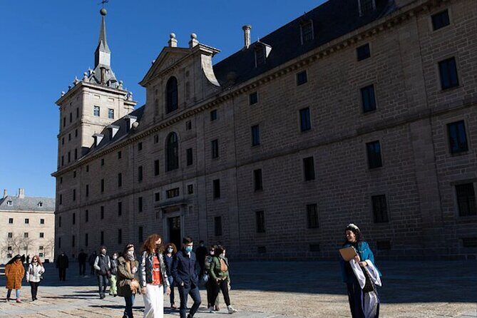 Private Minivan Tour of El Escorial Monastery and Segovia - Key Points