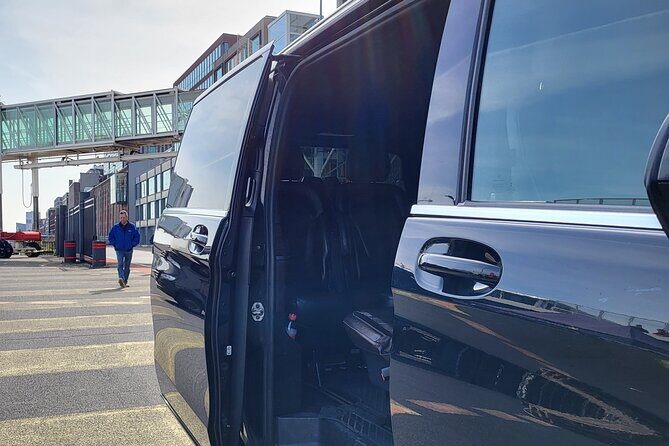 Private Minivan Transfer Service Ijmuiden - Key Points