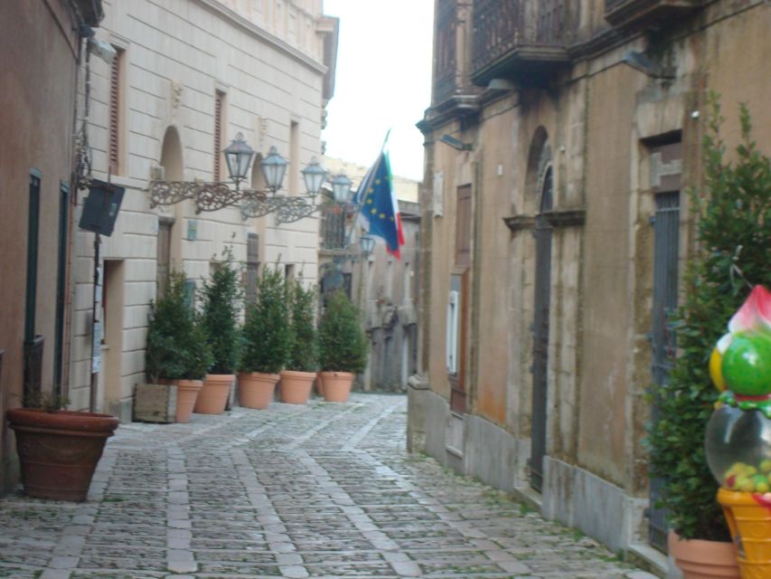 Private Monreale Cathedral and Cloister, Ceramic Lab Tour - Sicilian Pizza Tasting