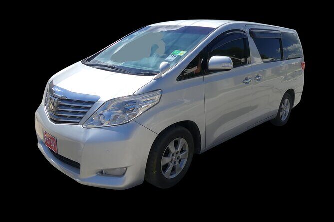 Private Montego Bay Airport Shuttle to Ocho Rios Hotels - Meeting Point and Context