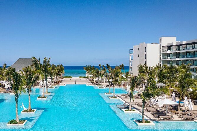 Private Montego Bay Airport Transfer to Falmouth/ Trelawny Hotels - The Experience in Detail