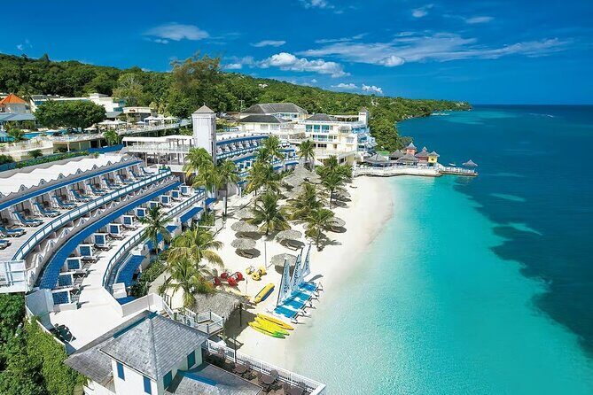 Private Montego Bay Jamaica Airport Transfer to Ocho Rios Hotels - The Drop-off and Arrival at Your Ocho Rios Hotel