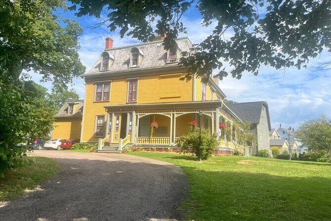 Private Multi Day tour in Prince Edward Island - How Does the Experience Feel for Travelers?