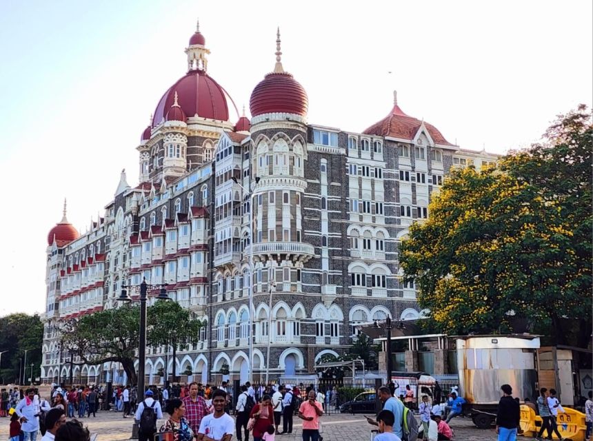 Private Mumbai Sightseeing & Dharavi Slum Tour - Cultural Insights