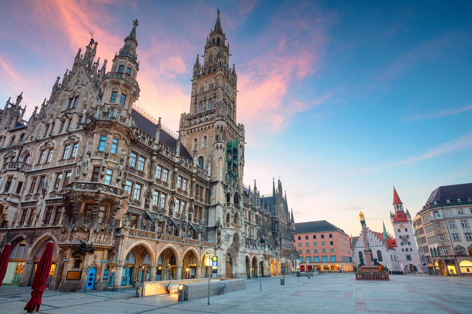 Private Munich Old Town and Historical City Walking Tour - Key Points