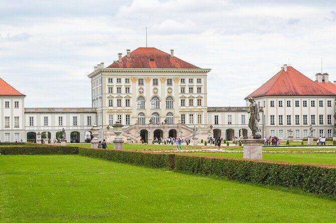 Private Munich Old Town and Nymphenburg Castle with Meal - Who Is This Tour Best Suited For?