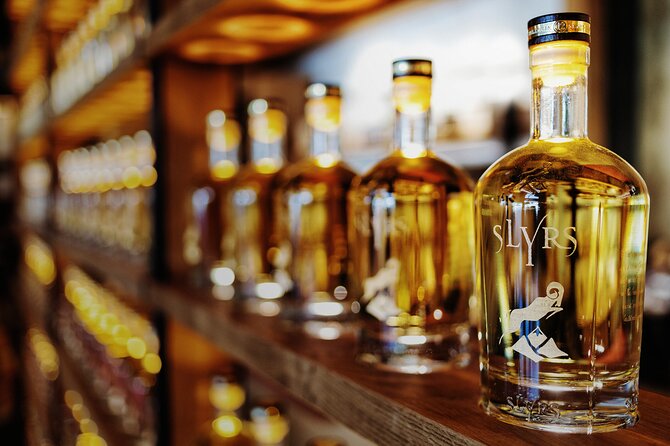 Private Munich Whiskey Distillery-Tour and 3-Course Menu - Ratskeller Dining Experience