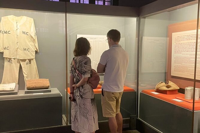 (Private) MUSEUM TOUR in HANOI - Private Tour Experience