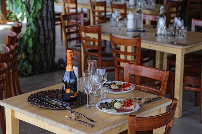 Private Natural Wine Tasting Tour, Lunch, Sommelier and Transfer. - Cancellation Policy