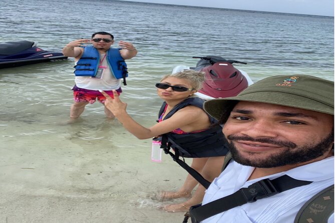 Private Negril Tree House Beach Tour From Montego Bay - Negril Tree House Beach